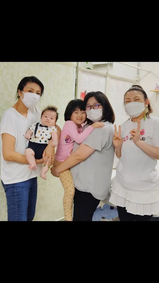 私たちのサロンは、産前産後のケアを専門としています。